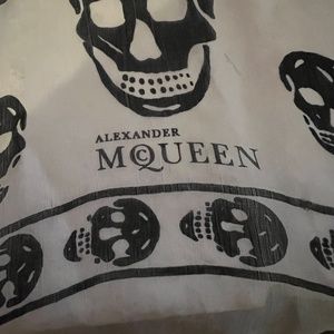 Alexander McQueen Silk Skull Scarf Ivory Black